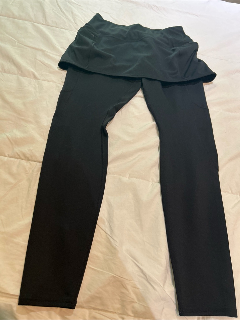 Athleta Full Length Leggings Skort, Skirt Zip Pocket Size Medium black